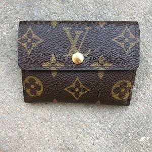 Authentic LV Small Wallet in excellent condition